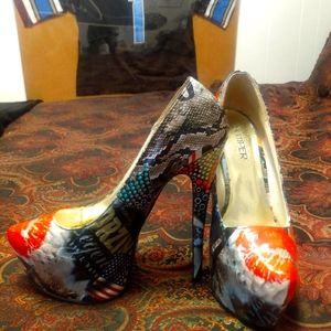 Women's bumper heels size 8